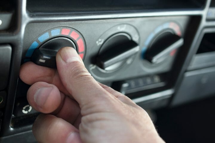 Le chauffage ne fonctionne qu'à l'accélération - Que faire ?