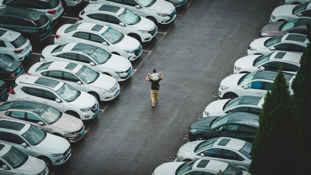 Choisir la meilleure stratégie pour acheter une voiture