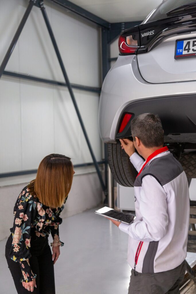 Comment consulter l'historique et les informations de votre voiture