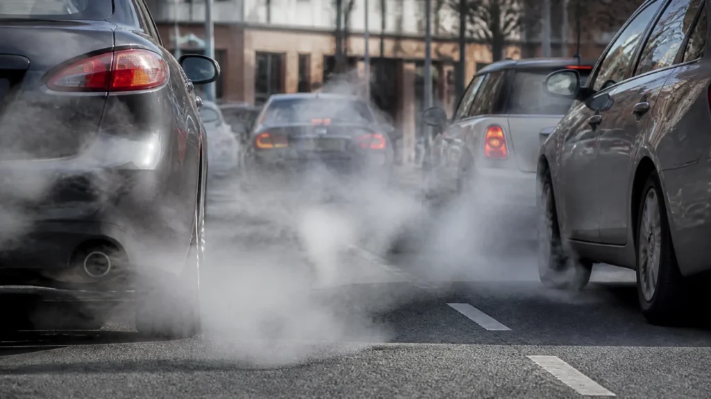 Which cars will no longer be allowed to circulate in LEZs in 2026?